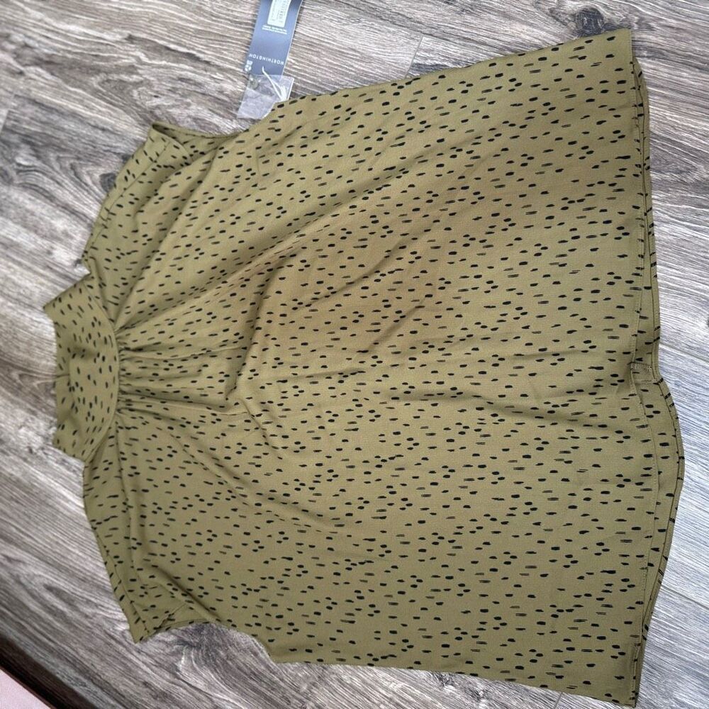 Worthington Olive Green and Black Sleeveless Blouse